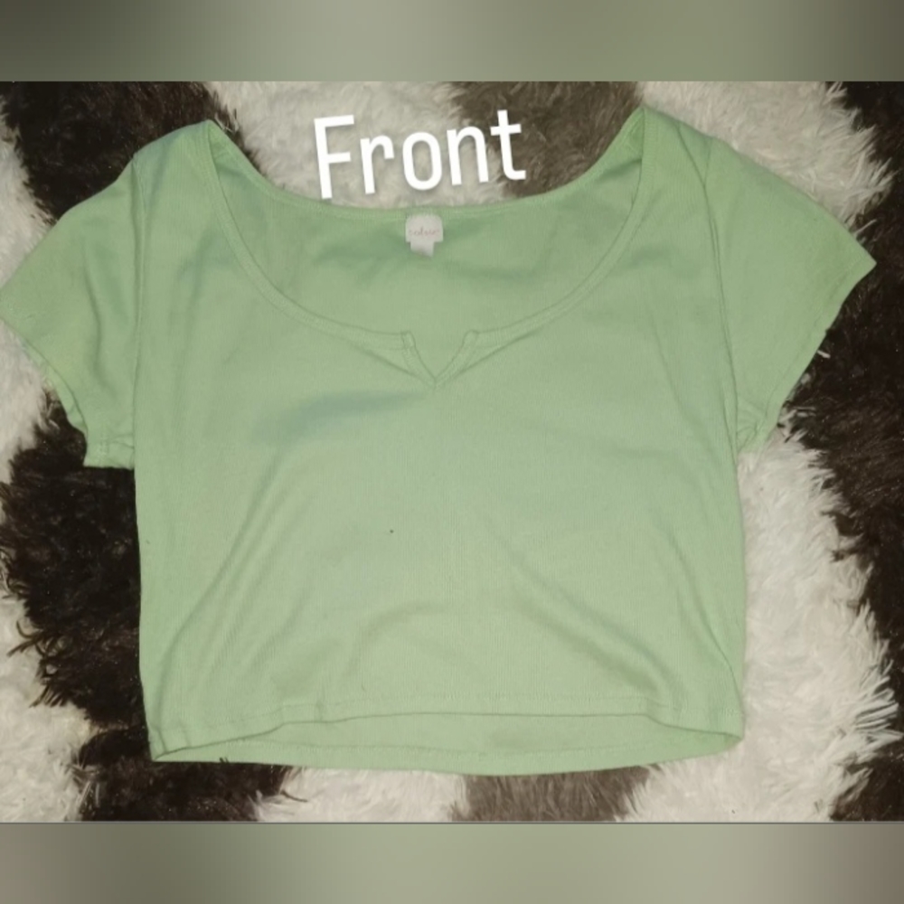 Colsie, XL, Mint green cropped soft knit tee.